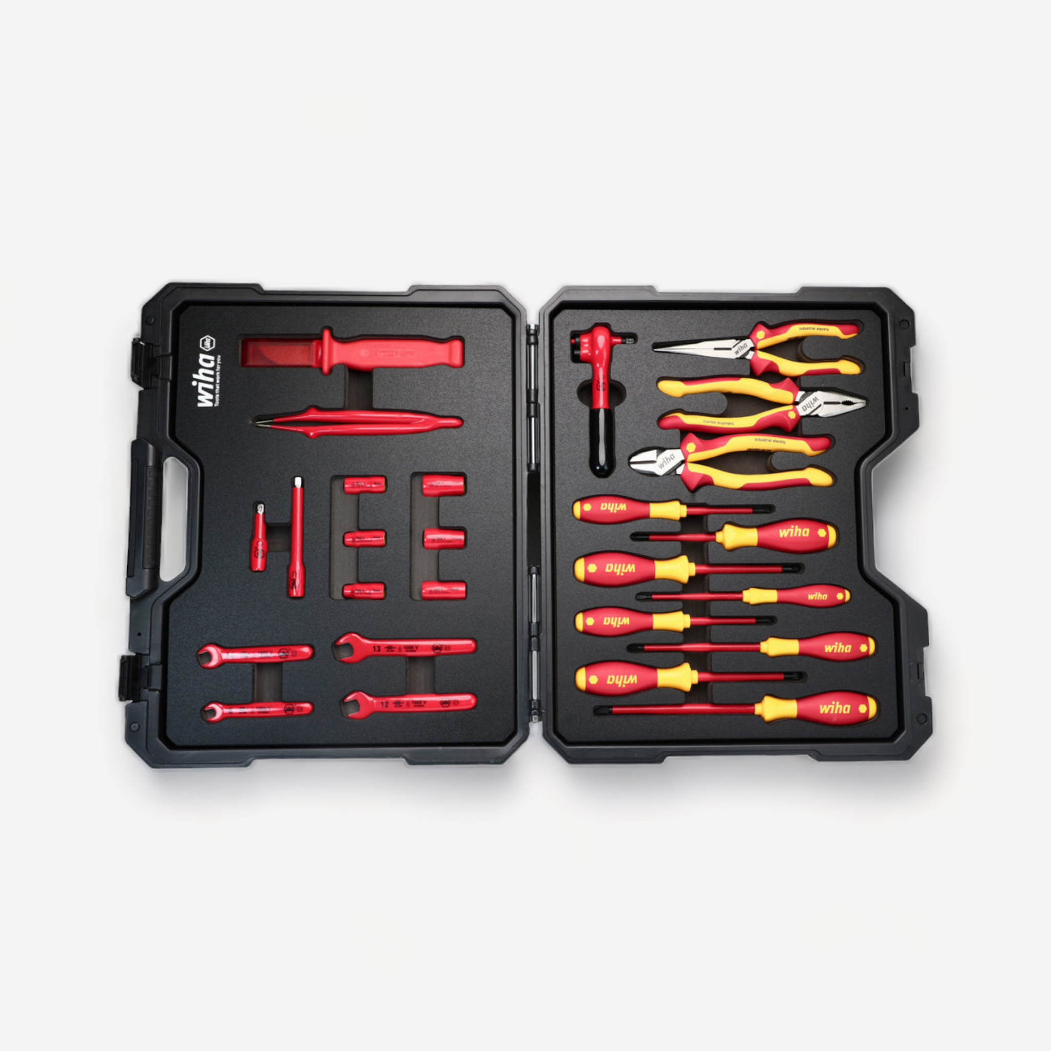Wiha 26 Piece Insulated Hybrid & EV Essentials Tool Kit
